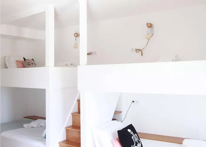 Casa Biota * Сагреш